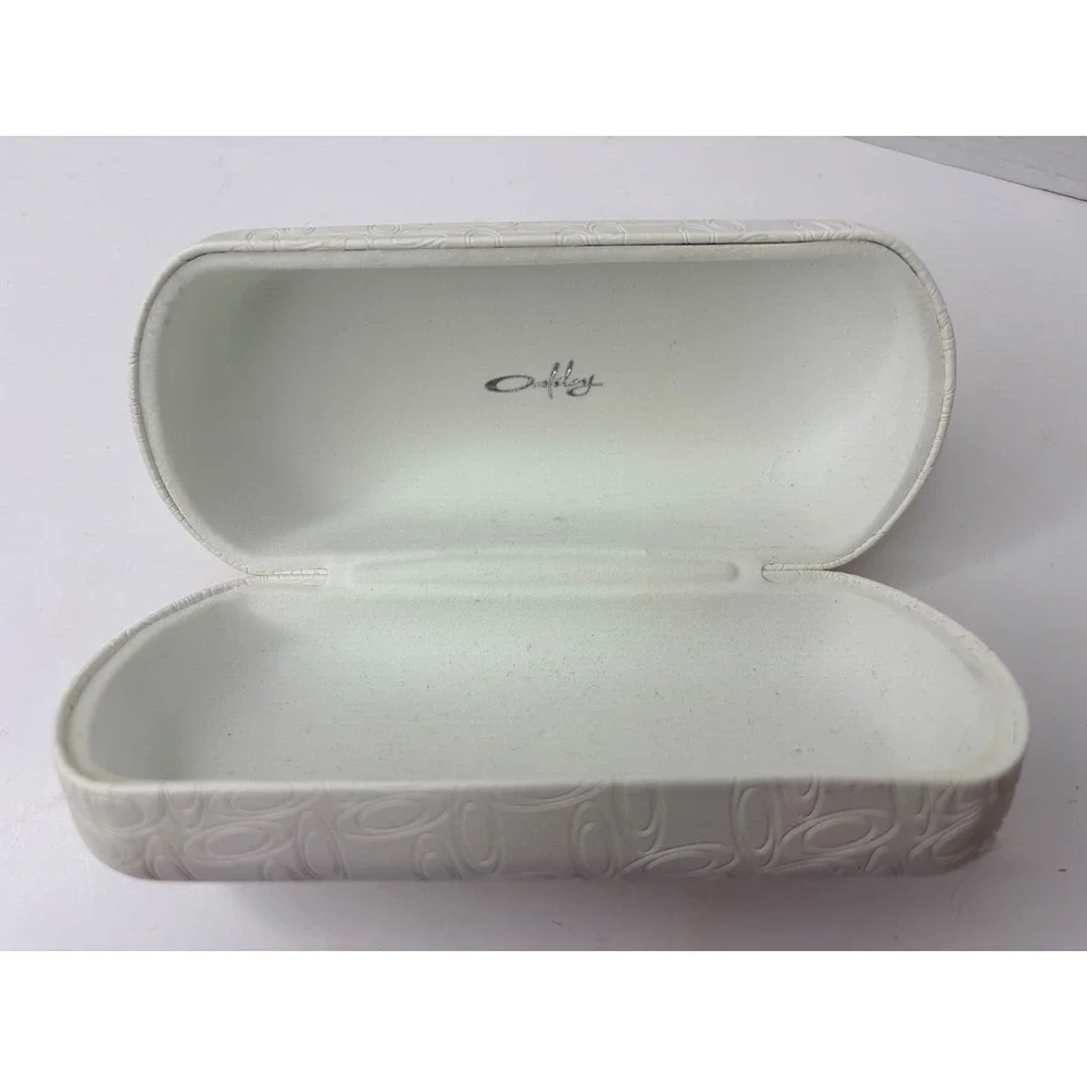 Oakley White‎ Hard Sunglasses Case Embossed Icon Logo Clamshell Protective Vault